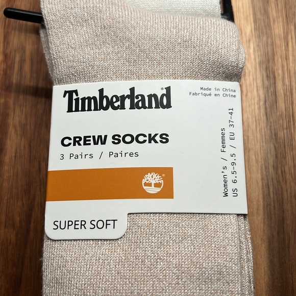 NEW Timberland Women’s Super Soft Crew Socks (3pk ) - Picture 2 of 9
